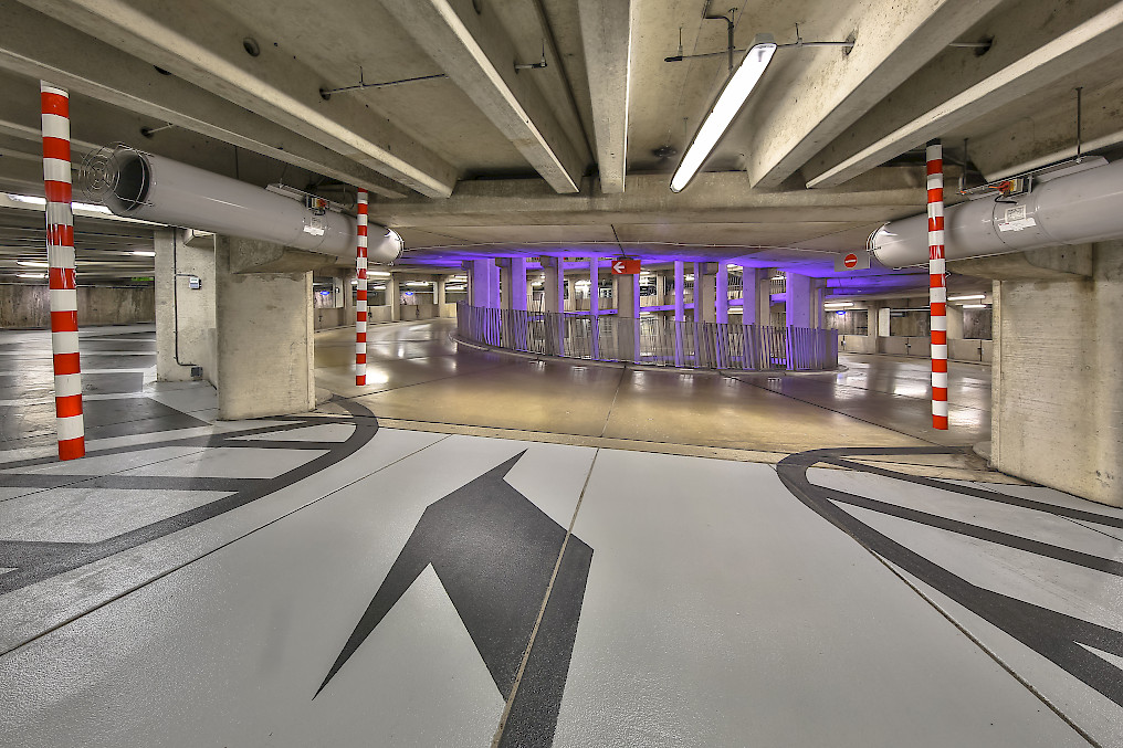 Circular stadium parking garage