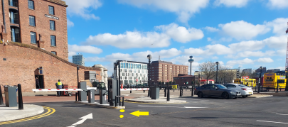 slim configuration for the parking lanes at Albert Dock