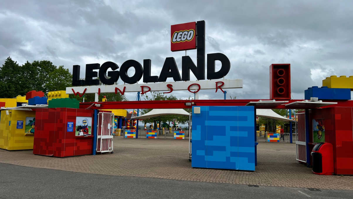 Legoland Windsor Resort Entrance, theme park